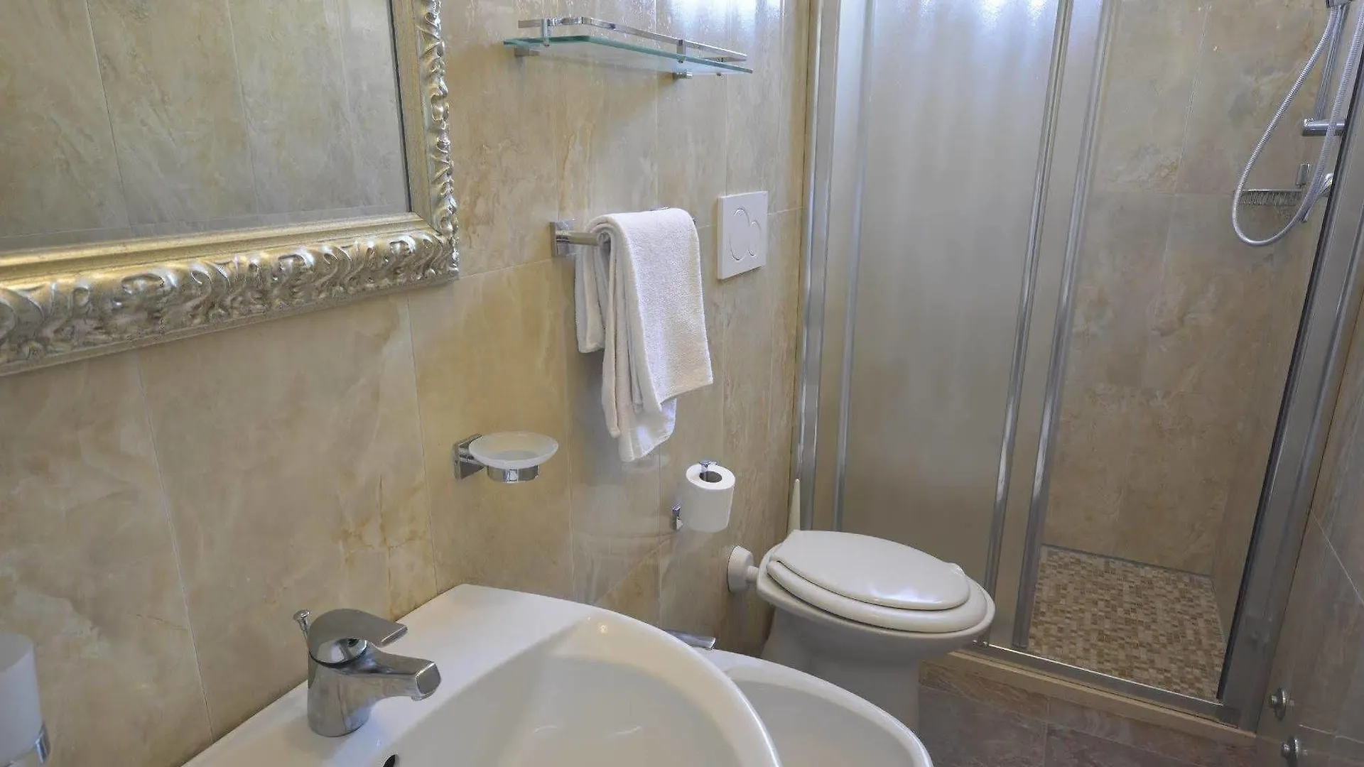 ***  Hotel Fernanda Cesenatico Italy