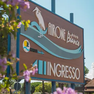 Airone Bianco Village Апарт-отель